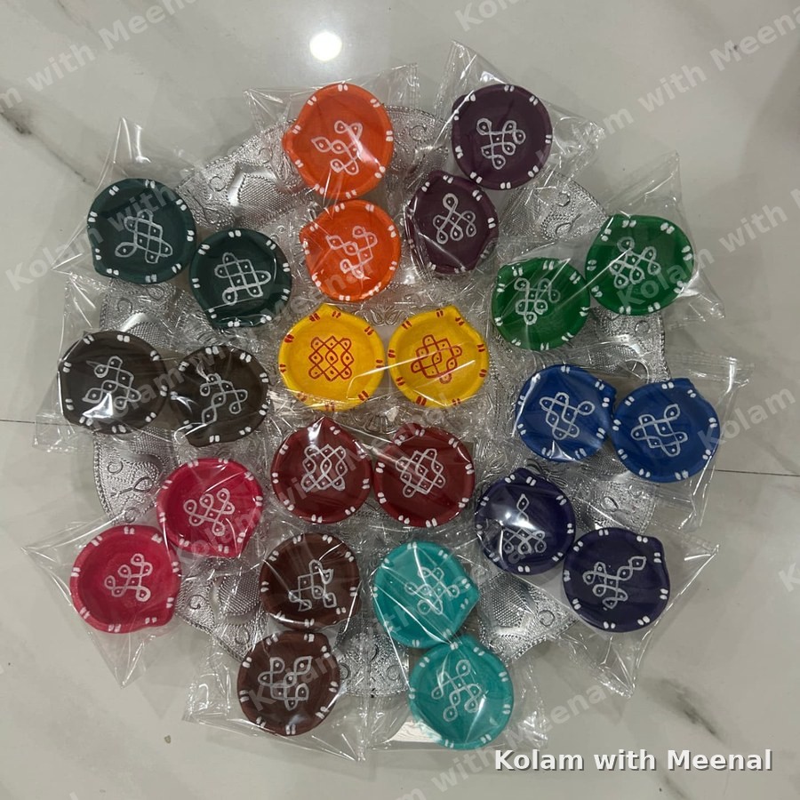 Kolam Diya — hand-painted clay diyas