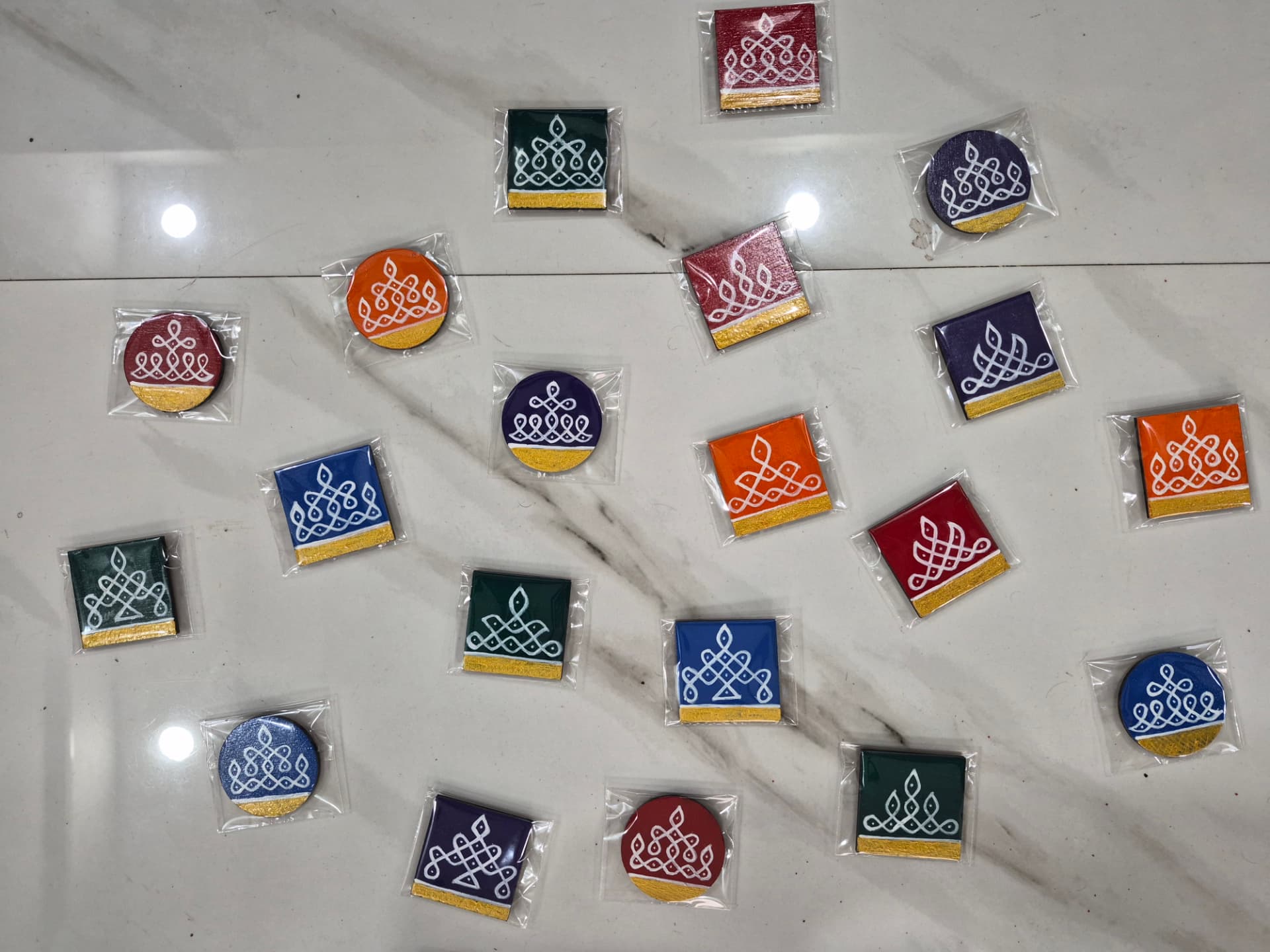Magnets & Key Chains