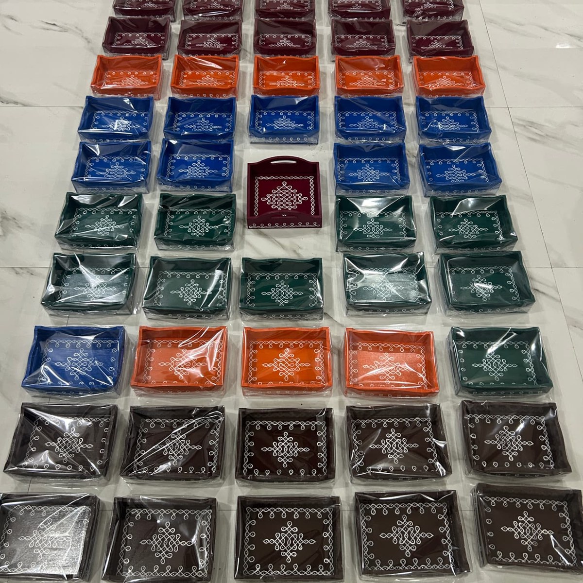 8x6 inch Colourful Trays — House Warming Return Gift — USA | Kolam with Meenal bulk order