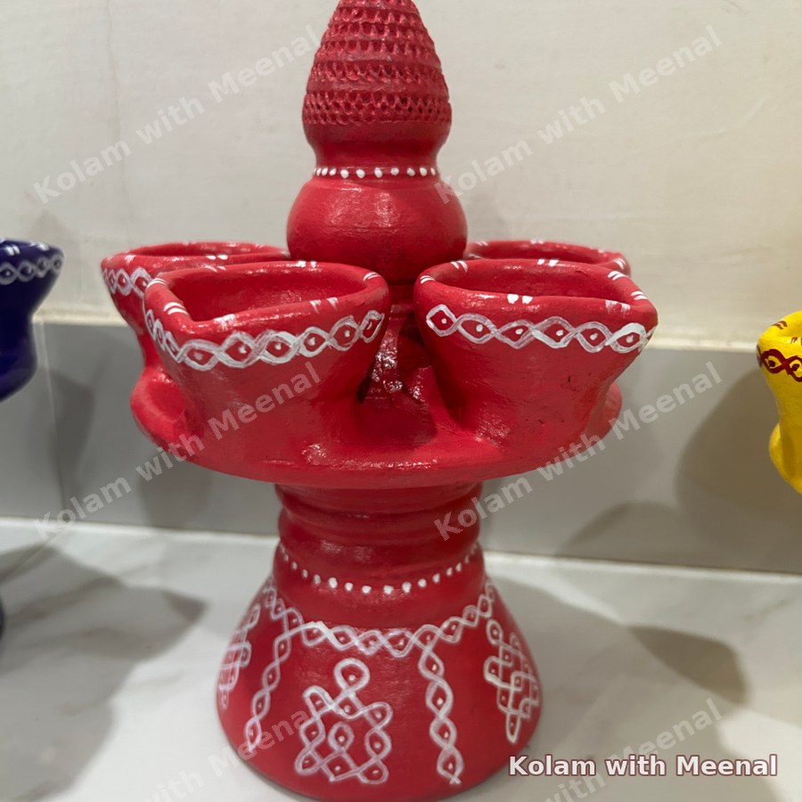 Panchamuga Vilakku — hand-painted clay diyas