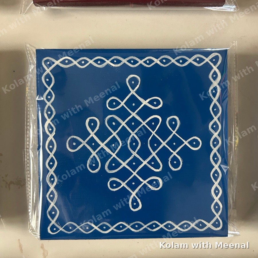 6x6 inch Manai - Sikku Kolam — hand-painted manai
