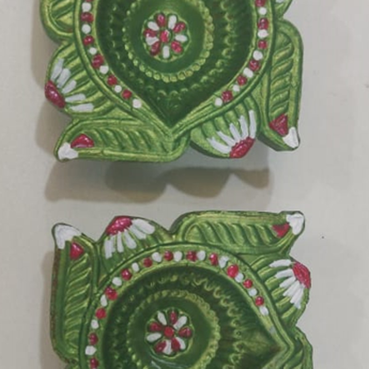 Decorative Diya - Model 4 — hand-painted clay diyas