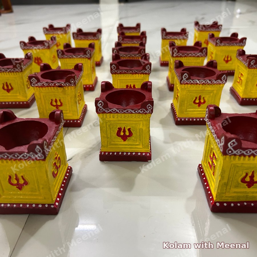 Tulsi Diya — hand-painted clay diyas
