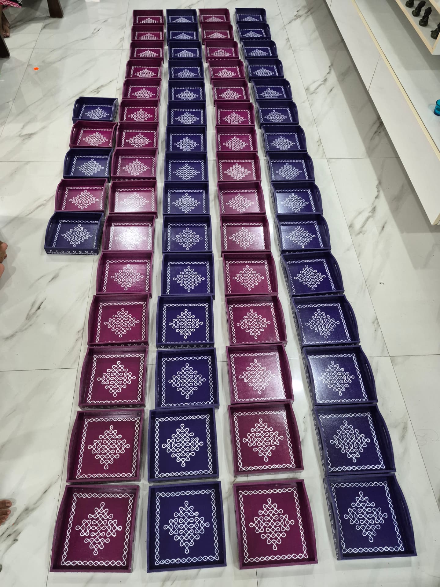 65 nos. 9x9 inch Kolam Trays in Unique Colours — Half-Saree Return Gift — Bulk Order | Kolam with Meenal bulk order